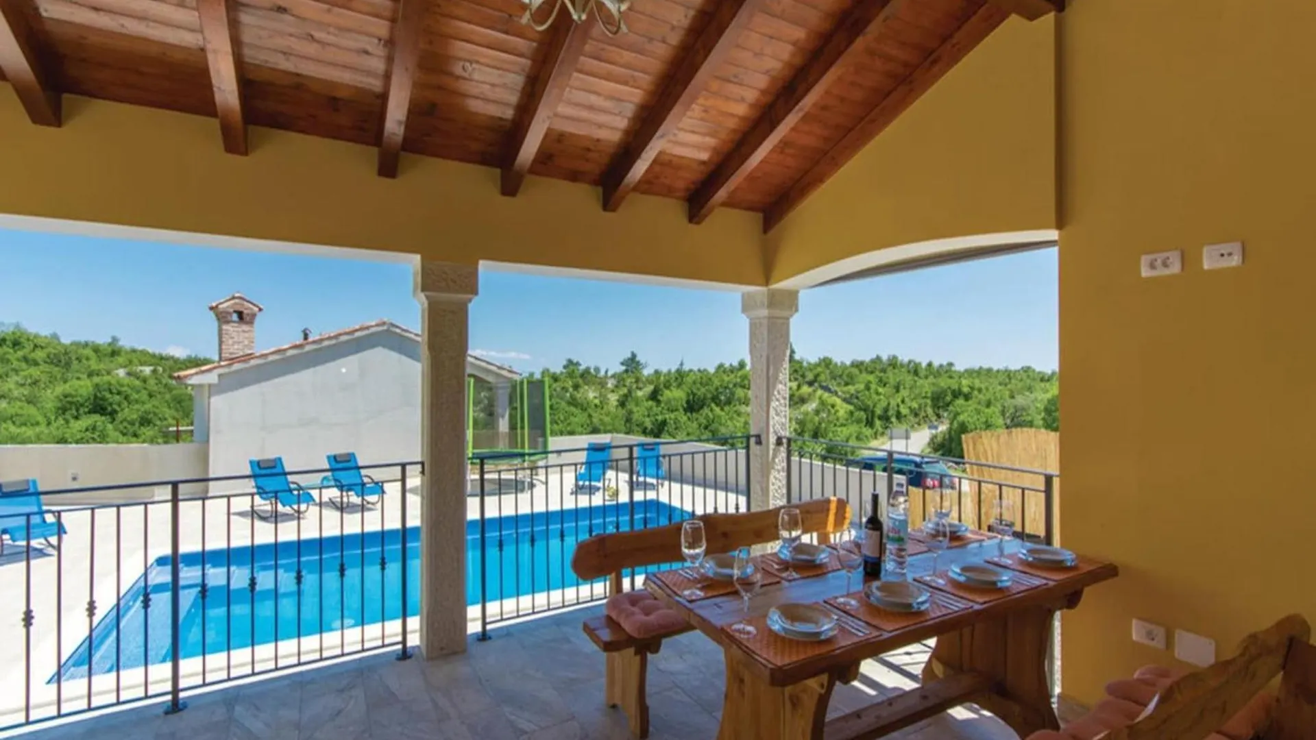 Villa With Private Pool & Sea View Koromačno