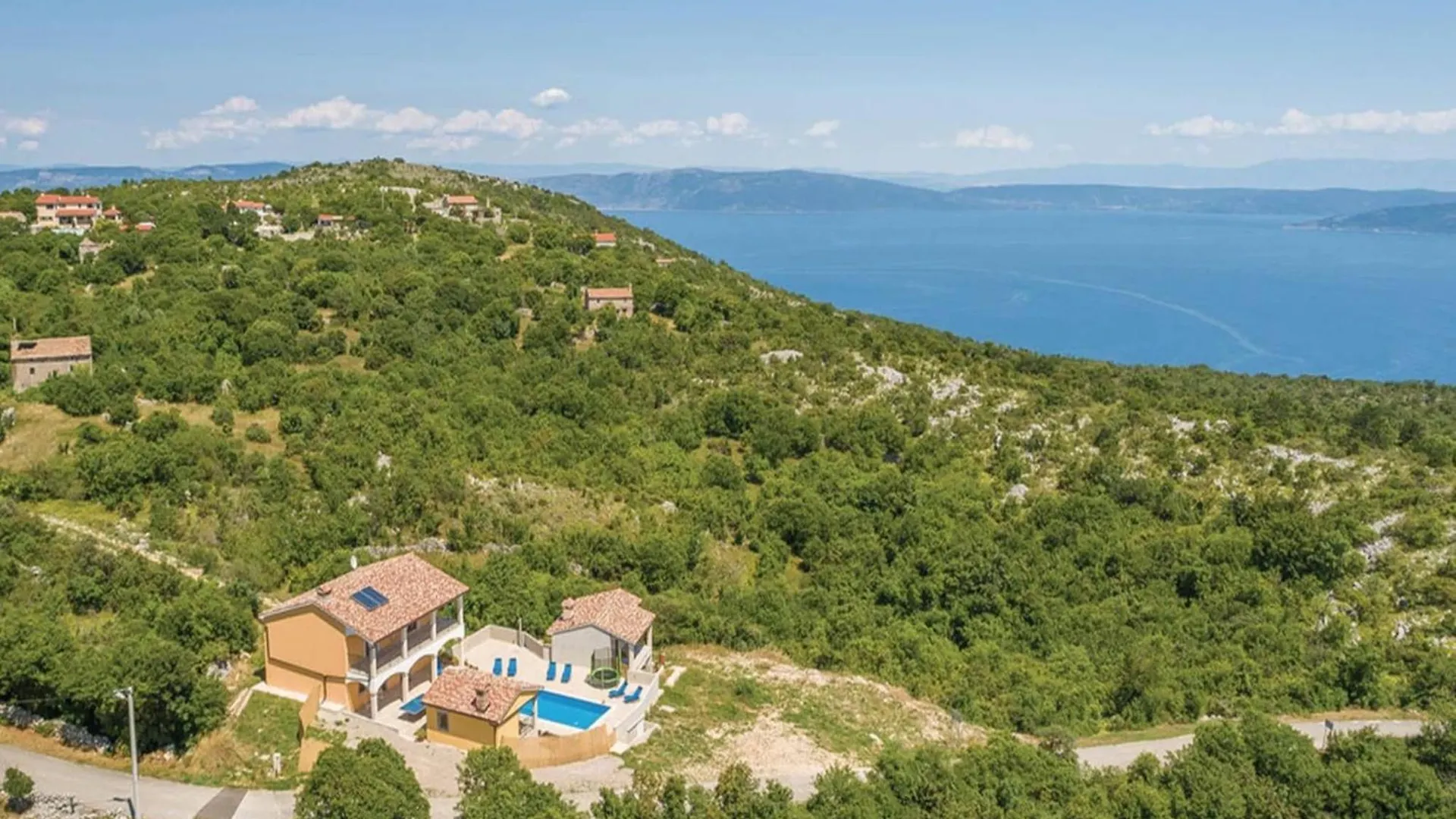 Villa With Private Pool & Sea View Koromačno Kroatië