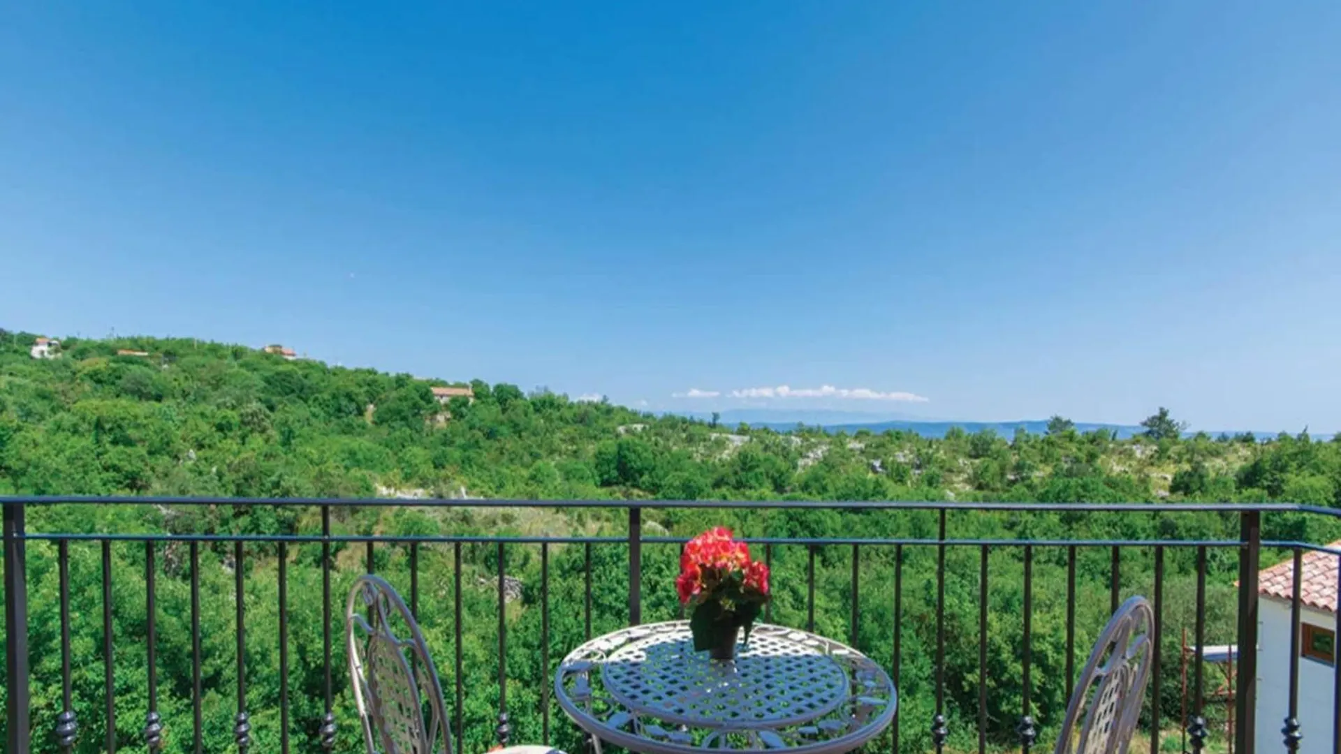 Villa With Private Pool & Sea View Koromačno